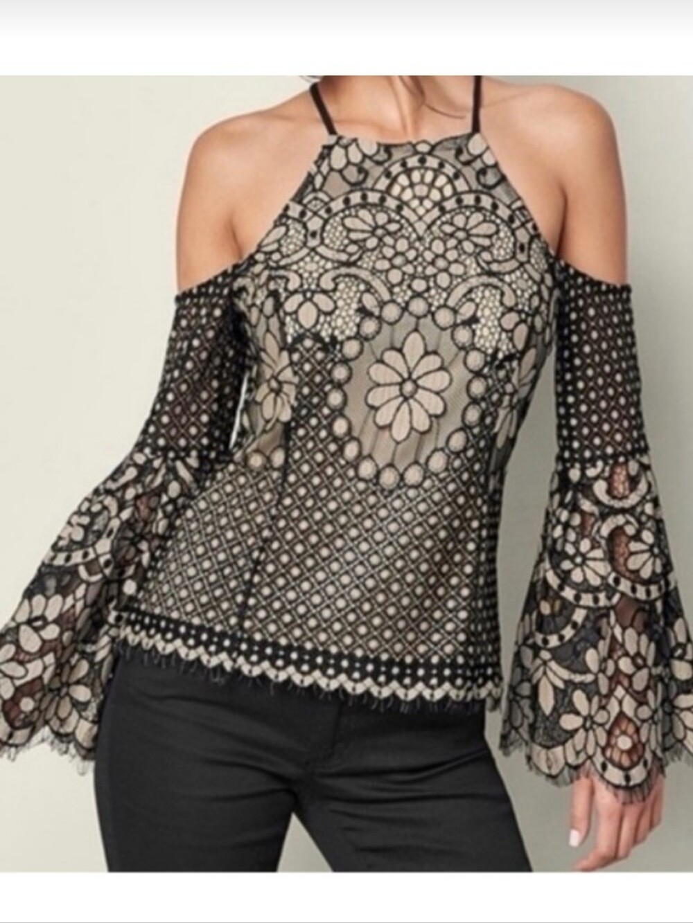 VENUS Black Lace Cold Shoulder Top Size 6 Off-Shoulder Nude Black Lace Medium